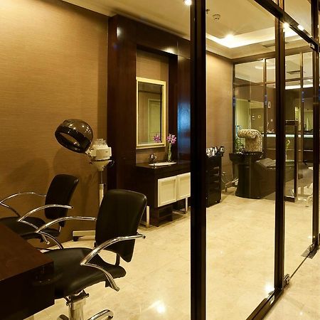 Royal Kuningan Hotel Jakarta Exterior photo