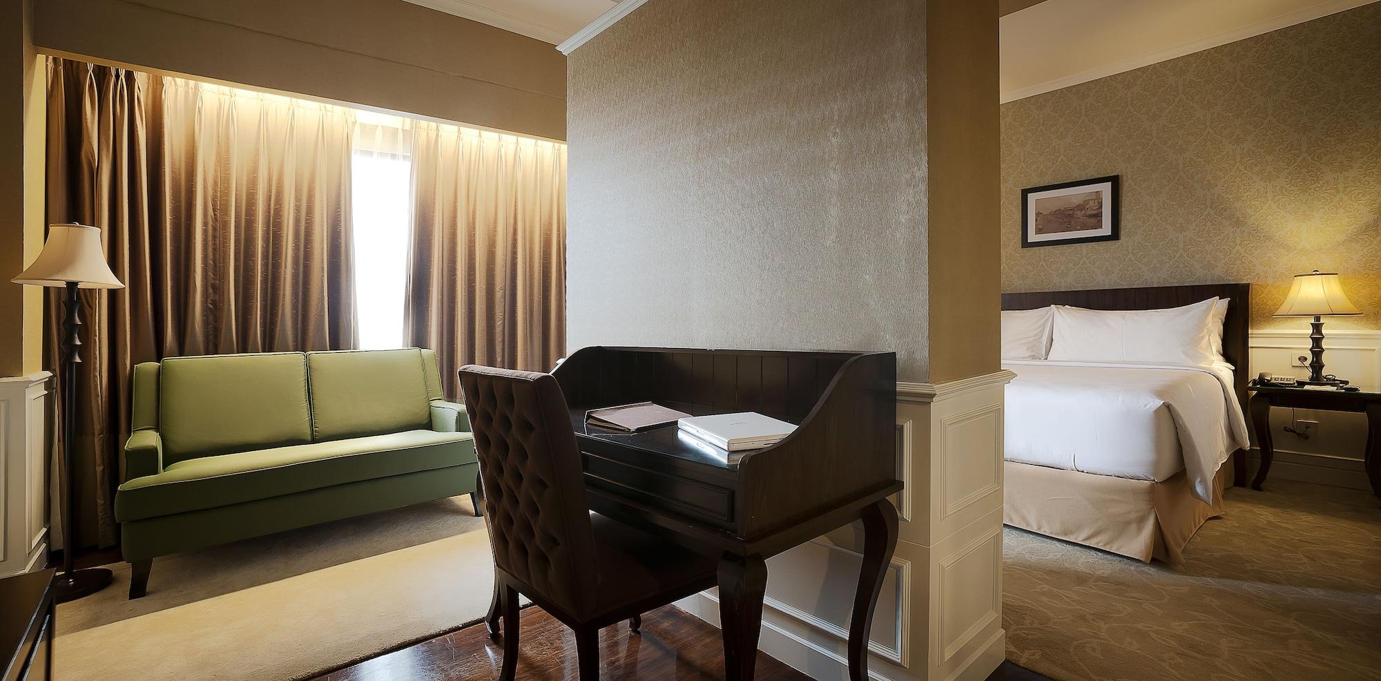 Royal Kuningan Hotel Jakarta Exterior photo
