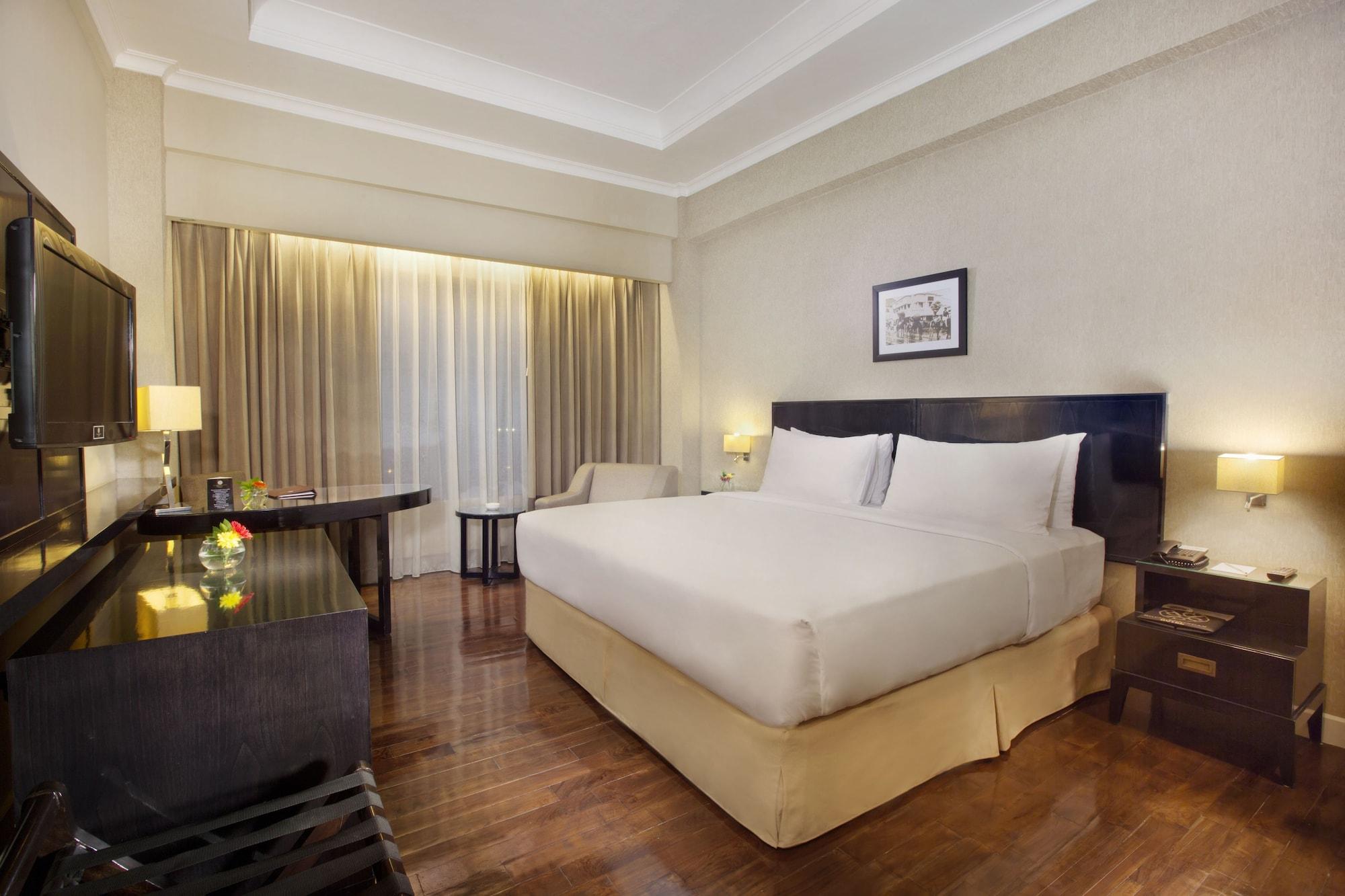 Royal Kuningan Hotel Jakarta Exterior photo