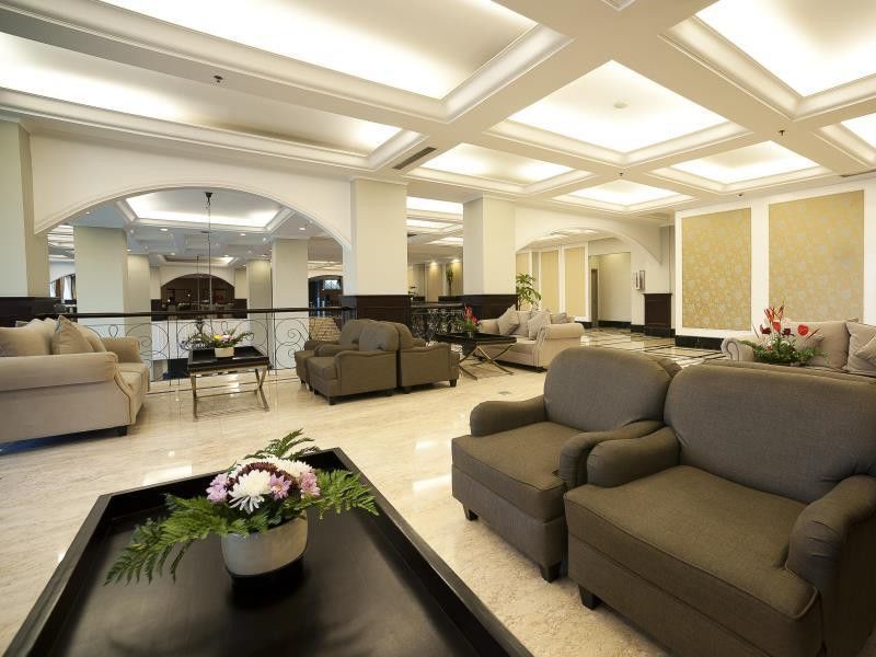 Royal Kuningan Hotel Jakarta Exterior photo