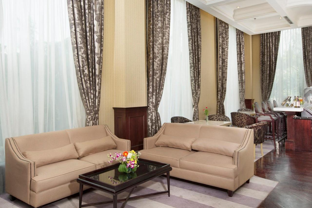 Royal Kuningan Hotel Jakarta Exterior photo